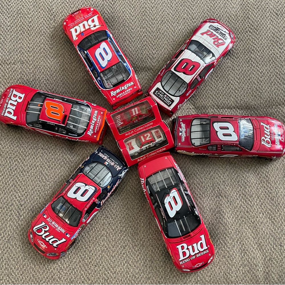 Budweiser NASCAR Die-cast Collectible (Jr,Neil, Bill)